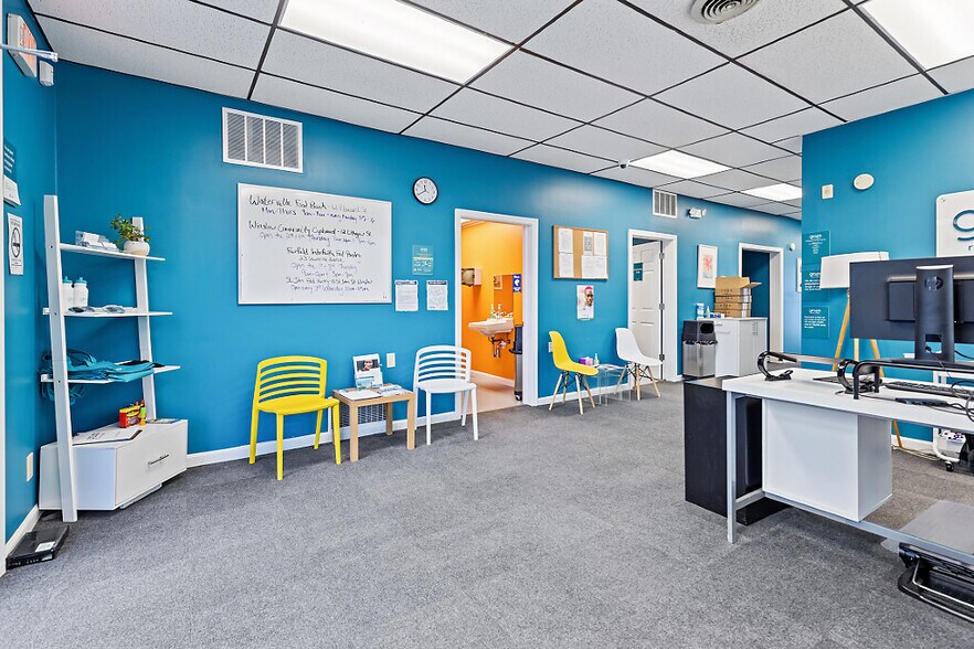 More Photos Of 208 College Ave, Waterville Office For Lease