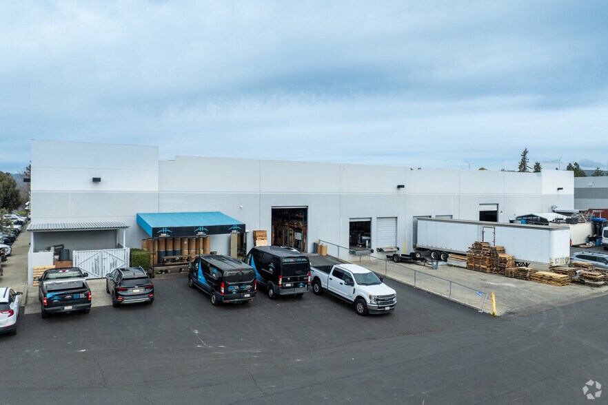 More Photos Of 6551-6589 Las Positas Rd, Livermore Warehouse For Sale