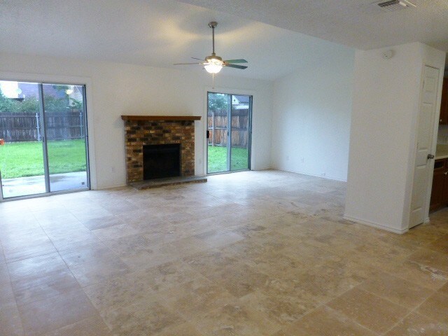 More Photos Of 12426 Cannonade St, San Antonio Specialty For Sale
