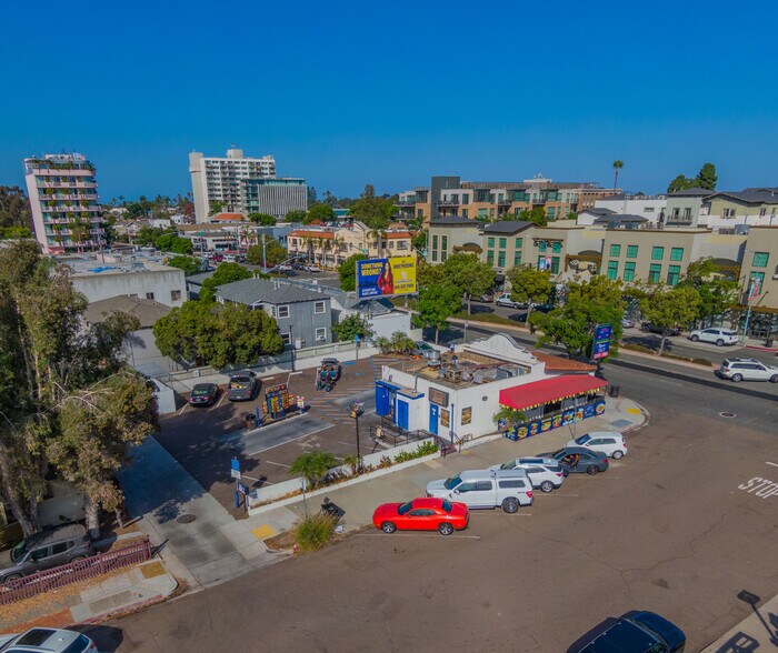 More Photos Of 719 W Washington St, San Diego Fast Food For Sale