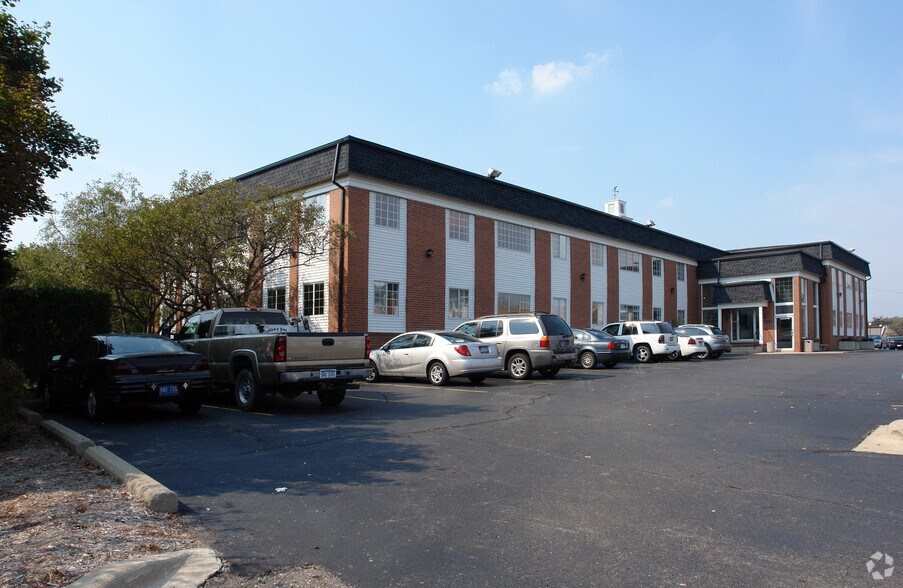 More Photos Of , Farmington Hills Office For Sale