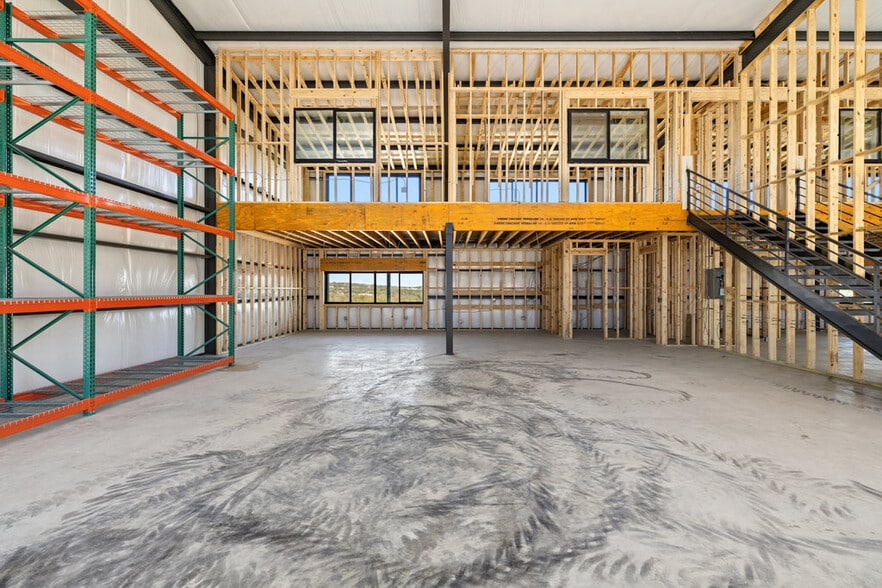 More Photos Of 451 Farrell Rd, Dripping Springs Light Distribution For Sale