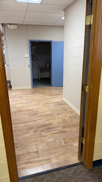 More Photos Of 5144-5174 College Corner Pike, Oxford Freestanding For Lease