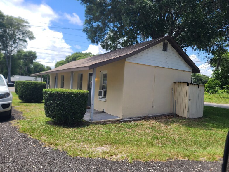 More Photos Of 1757 N Woodland Blvd, Deland Apartments For Sale