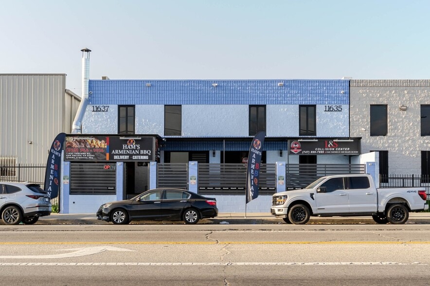 More Photos Of 11635-11637 Tuxford St, Sun Valley Warehouse For Sale
