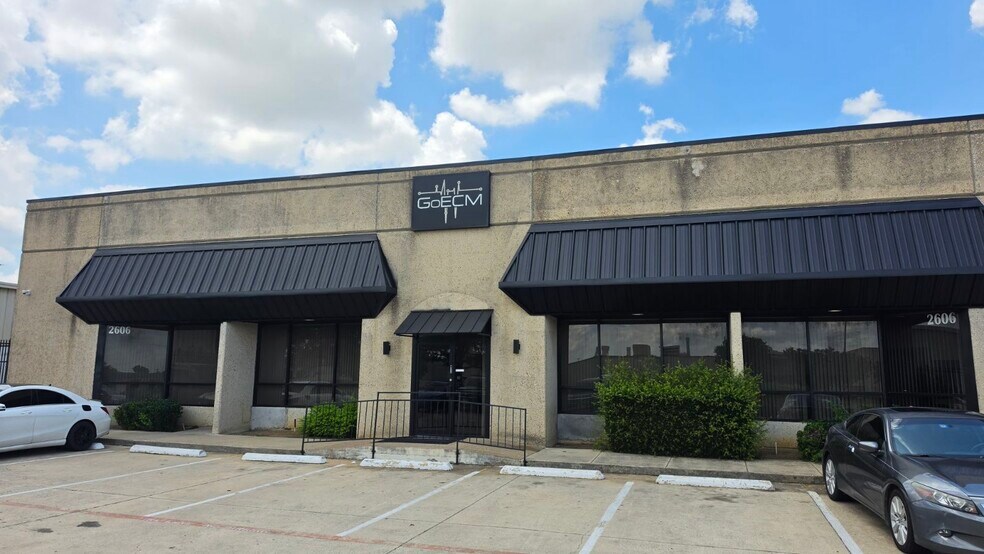 Primary Photo Of 2606 W Marshall Dr, Grand Prairie Warehouse For Lease