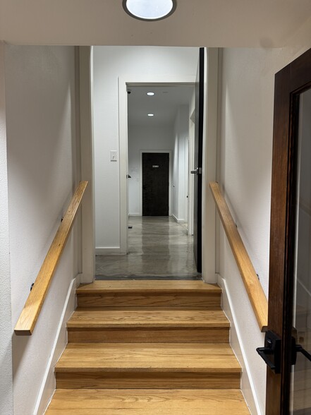 More Photos Of 4319 Camp Bowie Blvd, Fort Worth Medical For Sale