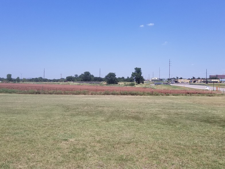 More Photos Of 1501 SW 38th St, Lawton Land For Sale