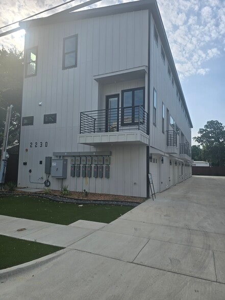 More Photos Of 2230 Shea Rd, Dallas Apartments For Sale