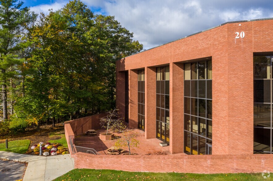 More Photos Of 20 Cabot Blvd, Mansfield Office For Lease