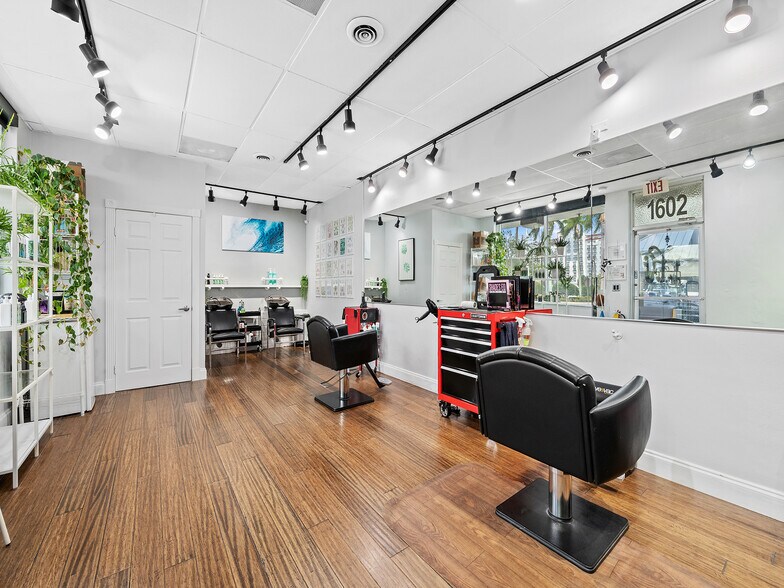 More Photos Of 1602 Cordova Rd, Fort Lauderdale Storefront Retail Office For Lease