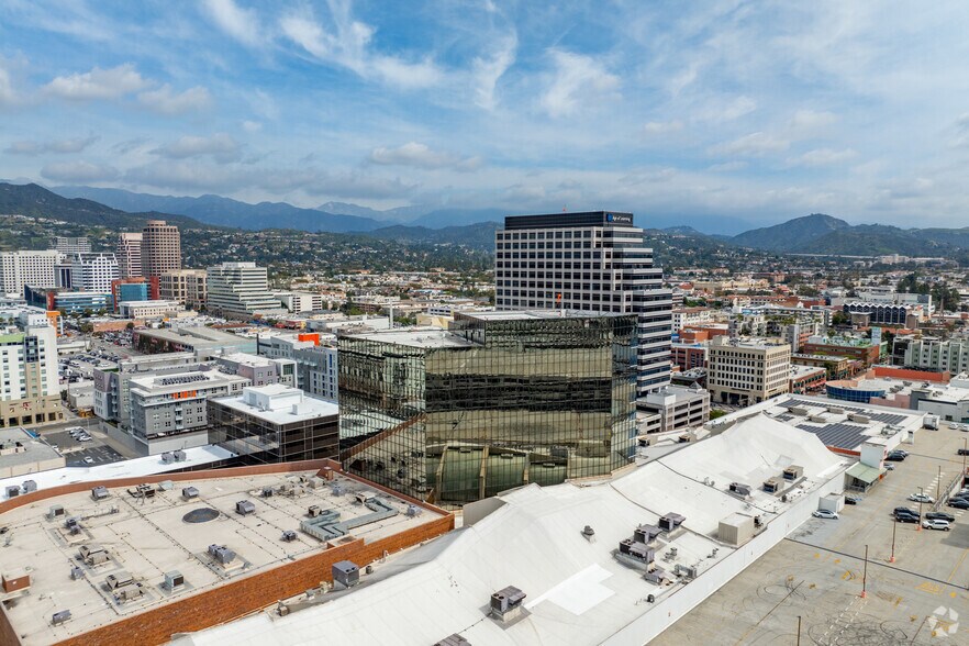 More Photos Of 100 W Broadway, Glendale Office For Lease