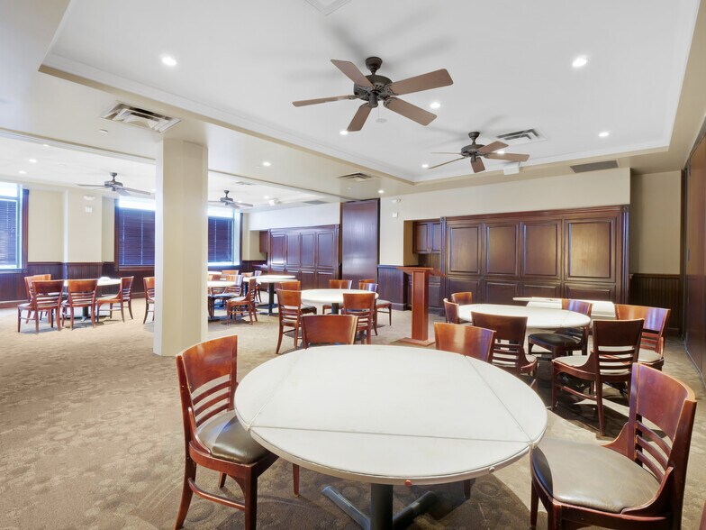 More Photos Of 1100 S Flower St, Los Angeles Office For Lease