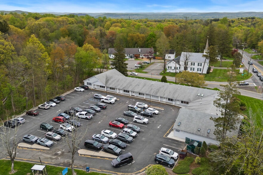More Photos Of 500 New Hempstead Rd, New City Medical For Sale