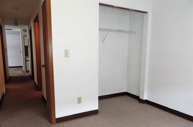 More Photos Of 645 S Lucas St, Iowa City Apartments For Sale