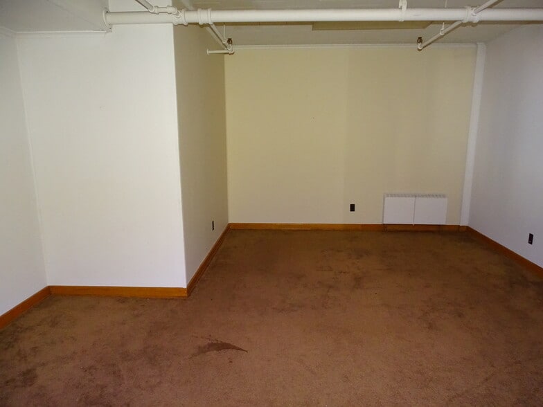 More Photos Of 417 E Sunbury St, Shamokin Storefront Retail Office For Sale