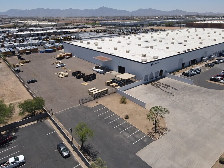 More Photos Of 2225 S 43rd Ave, Phoenix Distribution For Lease