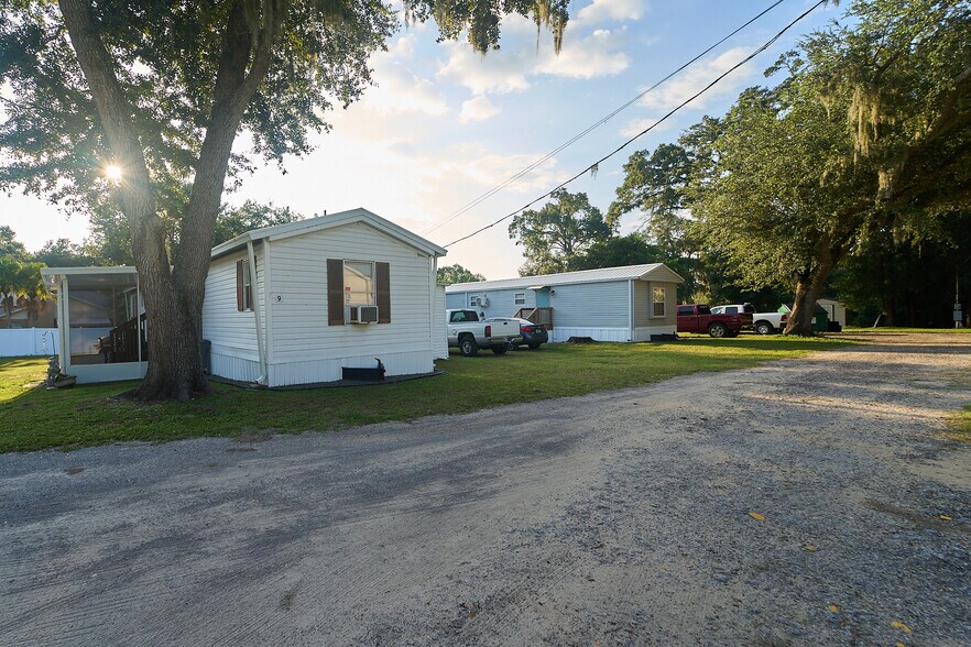 More Photos Of 4908 Durant Rd, Dover Manufactured Housing Mobile Home Park For Sale