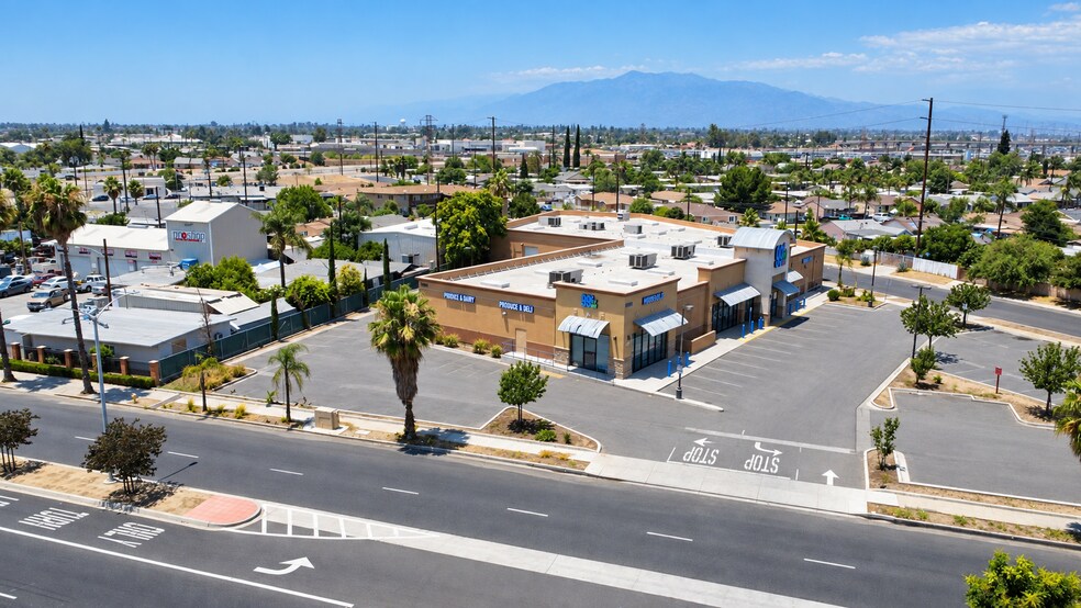 More Photos Of 1481 N La Cadena Dr, Colton Storefront For Lease