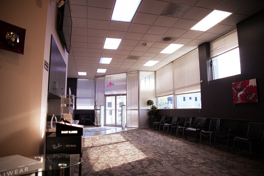 More Photos Of 2014 Dudley Ave, Parkersburg Medical For Sale