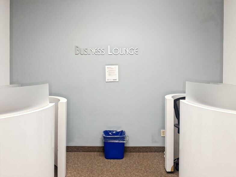 More Photos Of 4145 North Service Rd, Burlington Coworking Space