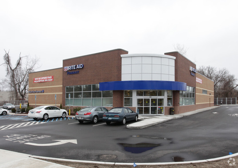 Primary Photo Of 329 Ellington Rd, East Hartford Storefront For Lease