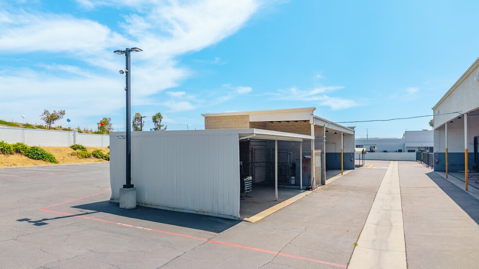 More Photos Of 27750 Eucalyptus Ave, Moreno Valley Auto Dealership For Lease