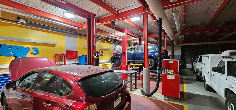 More Photos Of 925 N 8th St, Camden Service For Sale