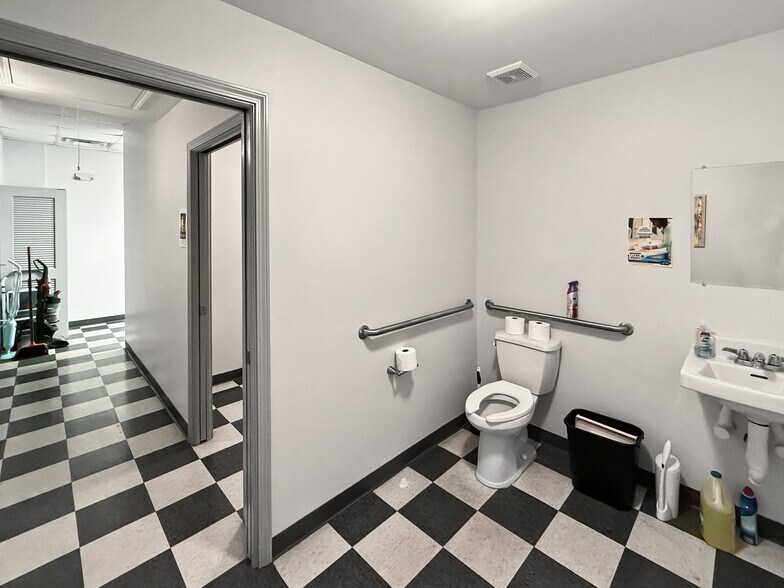 More Photos Of 514 Hargrove Rd E, Tuscaloosa Office For Lease