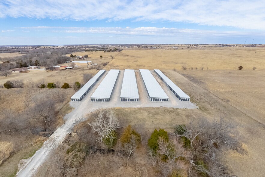 More Photos Of 6240 US Hwy 277, Elgin Industrial For Sale
