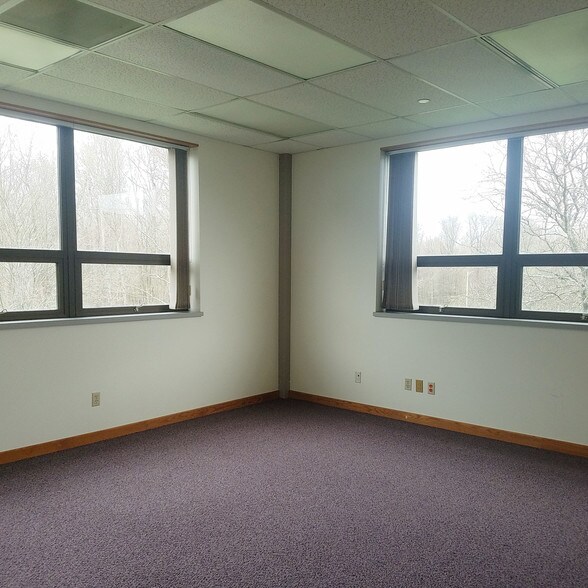 More Photos Of 1 Precision Way, Jamestown Distribution For Sale
