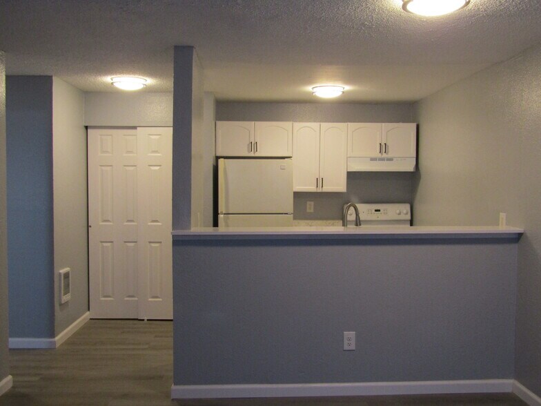 More Photos Of 3332 Chandler St, Tacoma Apartments For Sale