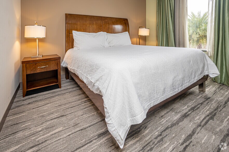 More Photos Of 350 Holiday Square Blvd, Covington Hotel For Sale