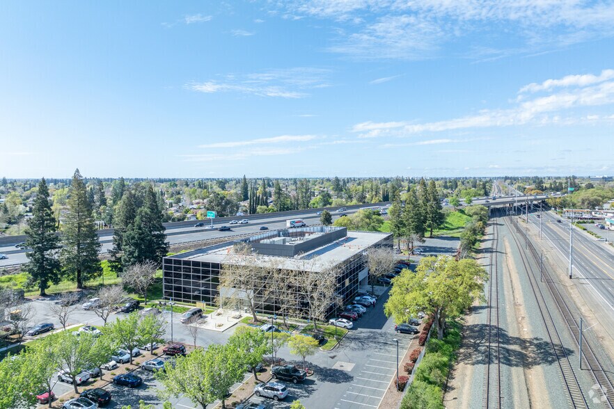 More Photos Of 9300 Tech Center Dr, Sacramento Unknown For Lease
