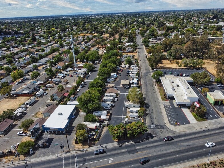 More Photos Of 5800 Stockton Blvd, Sacramento Manufactured Housing Mobile Home Park For Sale