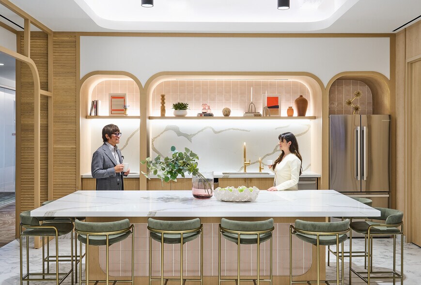 More Photos Of 745 Fifth Ave, New York Coworking Space