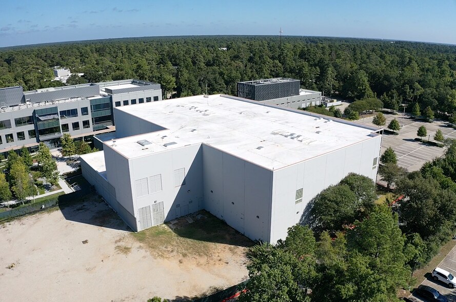 More Photos Of 8800 Technology Forest Pl, The Woodlands Unknown For Lease