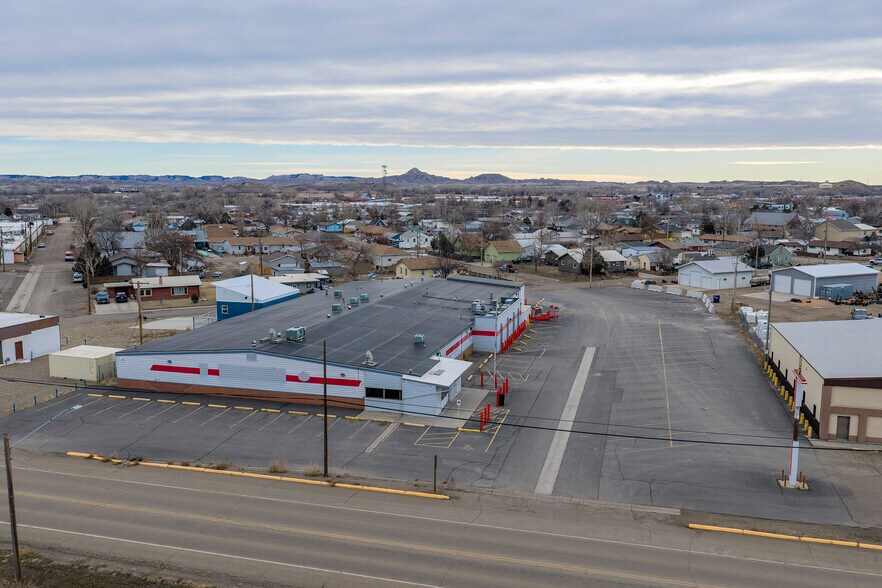 More Photos Of 2106 Valley Dr E, Miles City General Retail For Sale