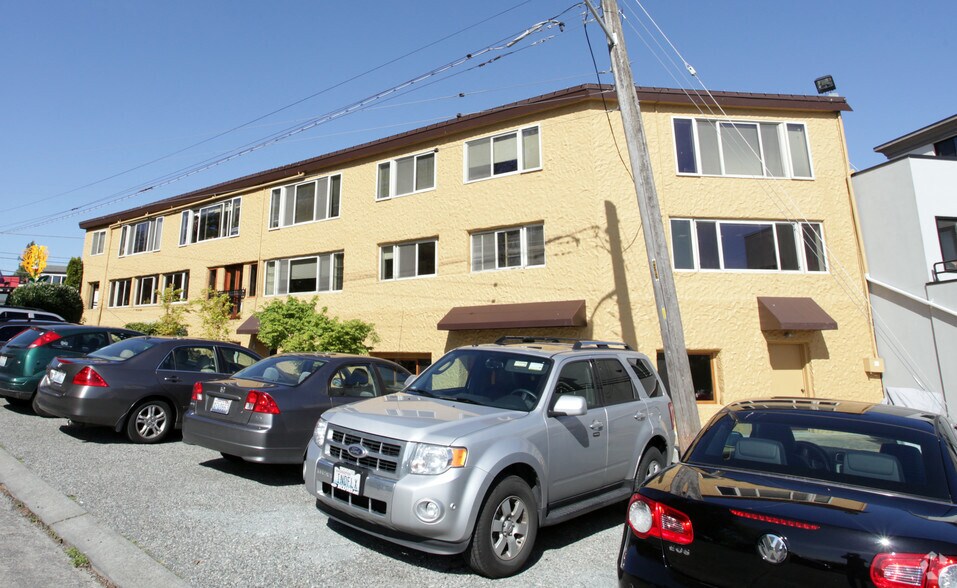 More Photos Of 1928 43rd Ave E, Seattle Apartments For Lease