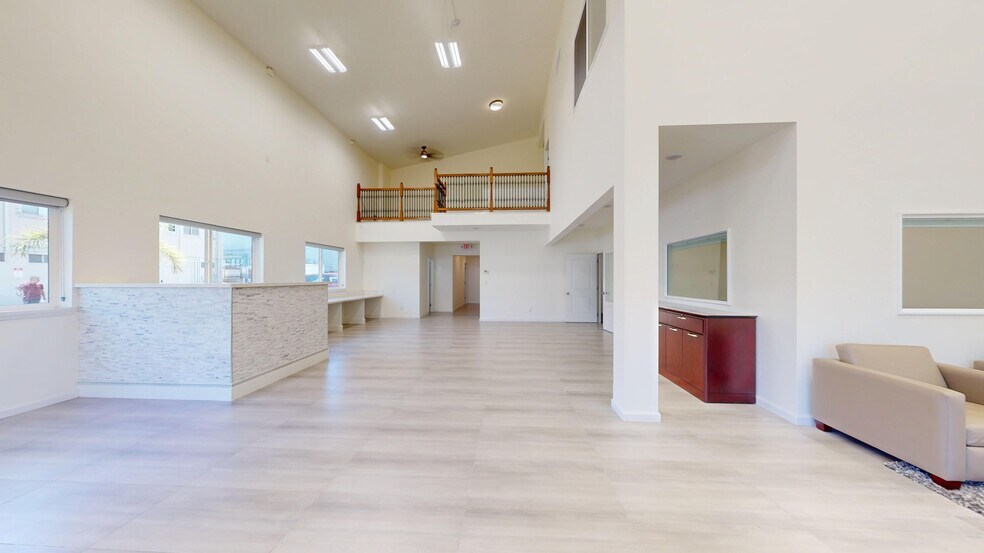 More Photos Of 524 Mokauea St, Honolulu Warehouse For Lease