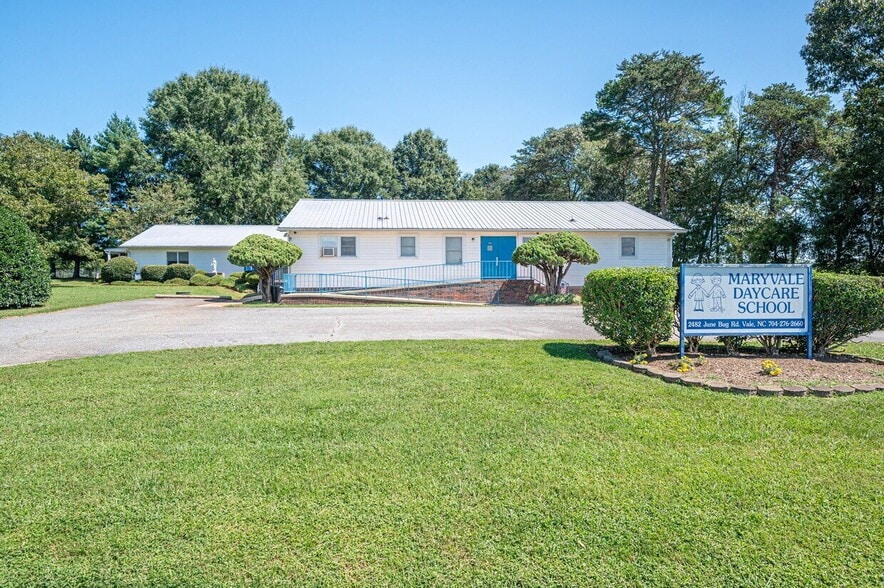 Primary Photo Of 2482 June Bug Rd, Vale Specialty For Sale