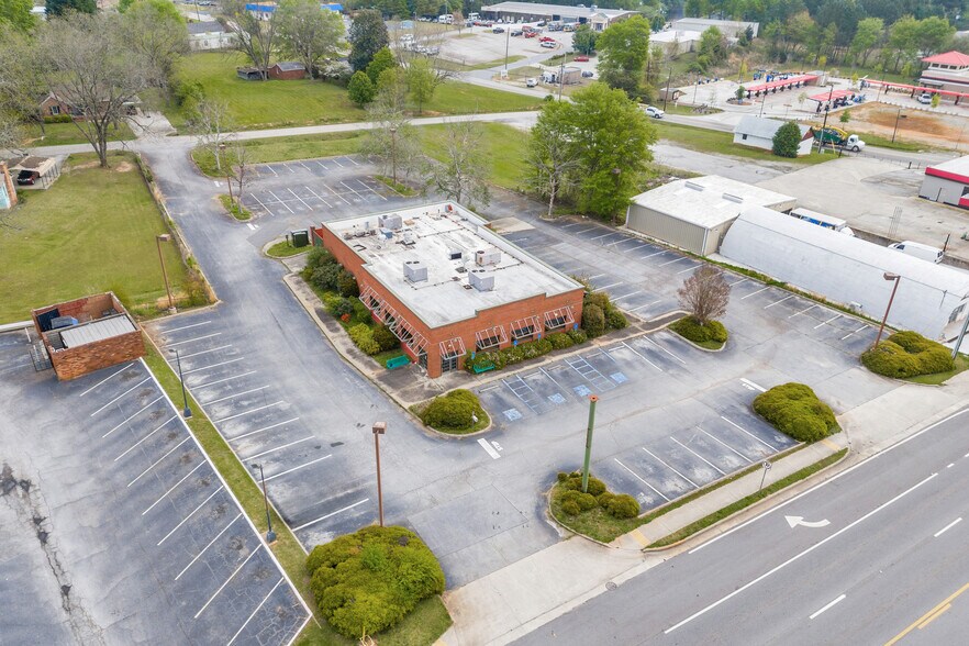 More Photos Of 1589 Big a Rd, Toccoa Flex For Sale