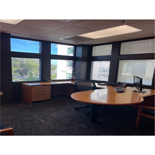 More Photos Of 221 NE Ivanhoe Blvd, Orlando Loft Creative Space For Lease