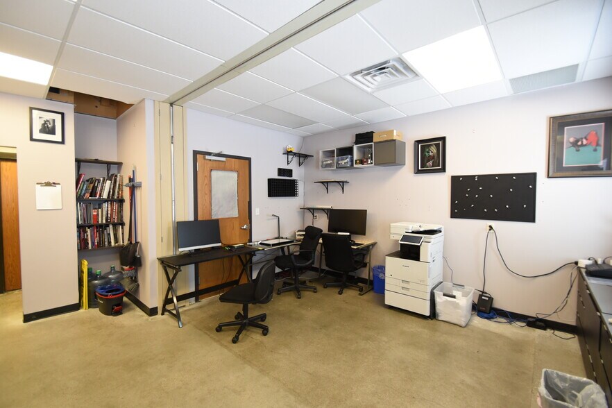 More Photos Of 1320 1st Ave N, Fargo Loft Creative Space For Lease