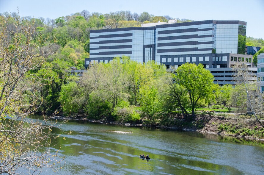 More Photos Of 300 Conshohocken State Rd, Conshohocken Office For Lease