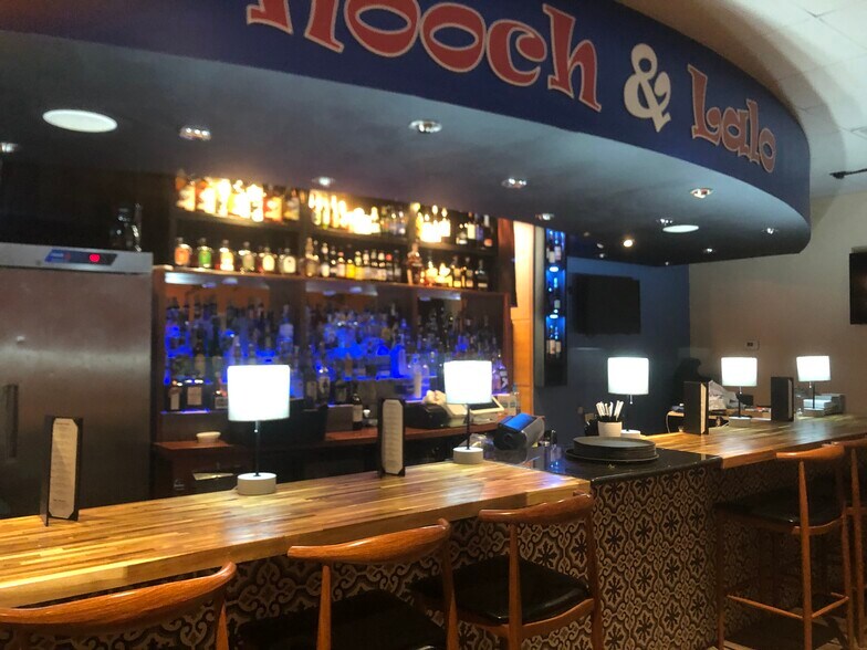 More Photos Of 109 Old Chapin Rd, Lexington Storefront Retail Office For Lease