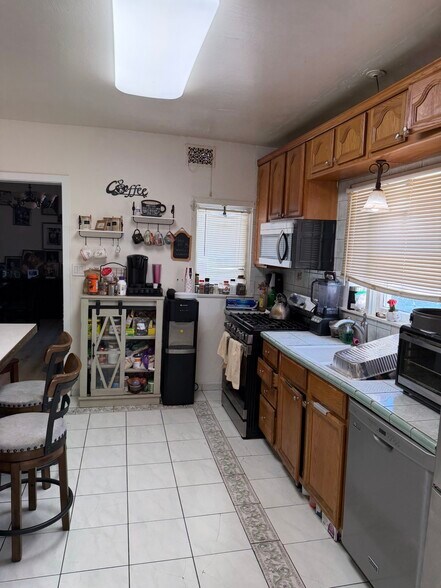 More Photos Of 2925 Mabel St, Berkeley Apartments For Sale