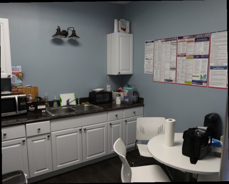 More Photos Of 2218 Old Middlefield Way, Mountain View Office For Lease