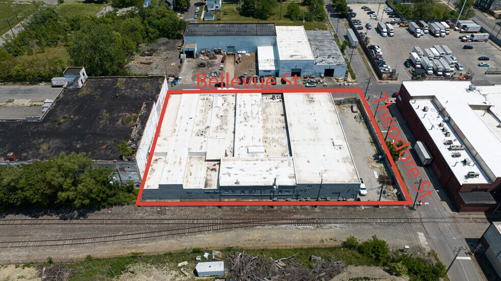 More Photos Of 5143 Bellevue St, Detroit Distribution For Sale