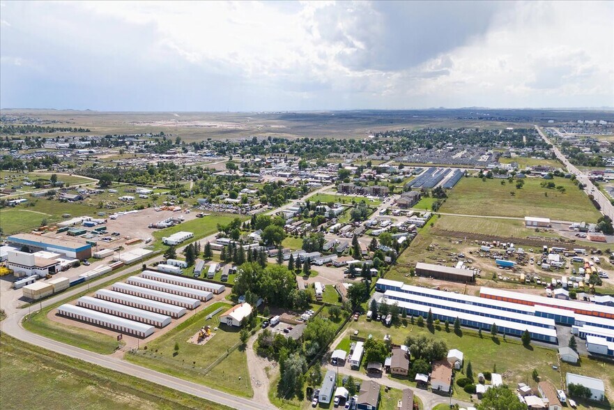More Photos Of 1902 Avenue C, Cheyenne Self Storage For Lease